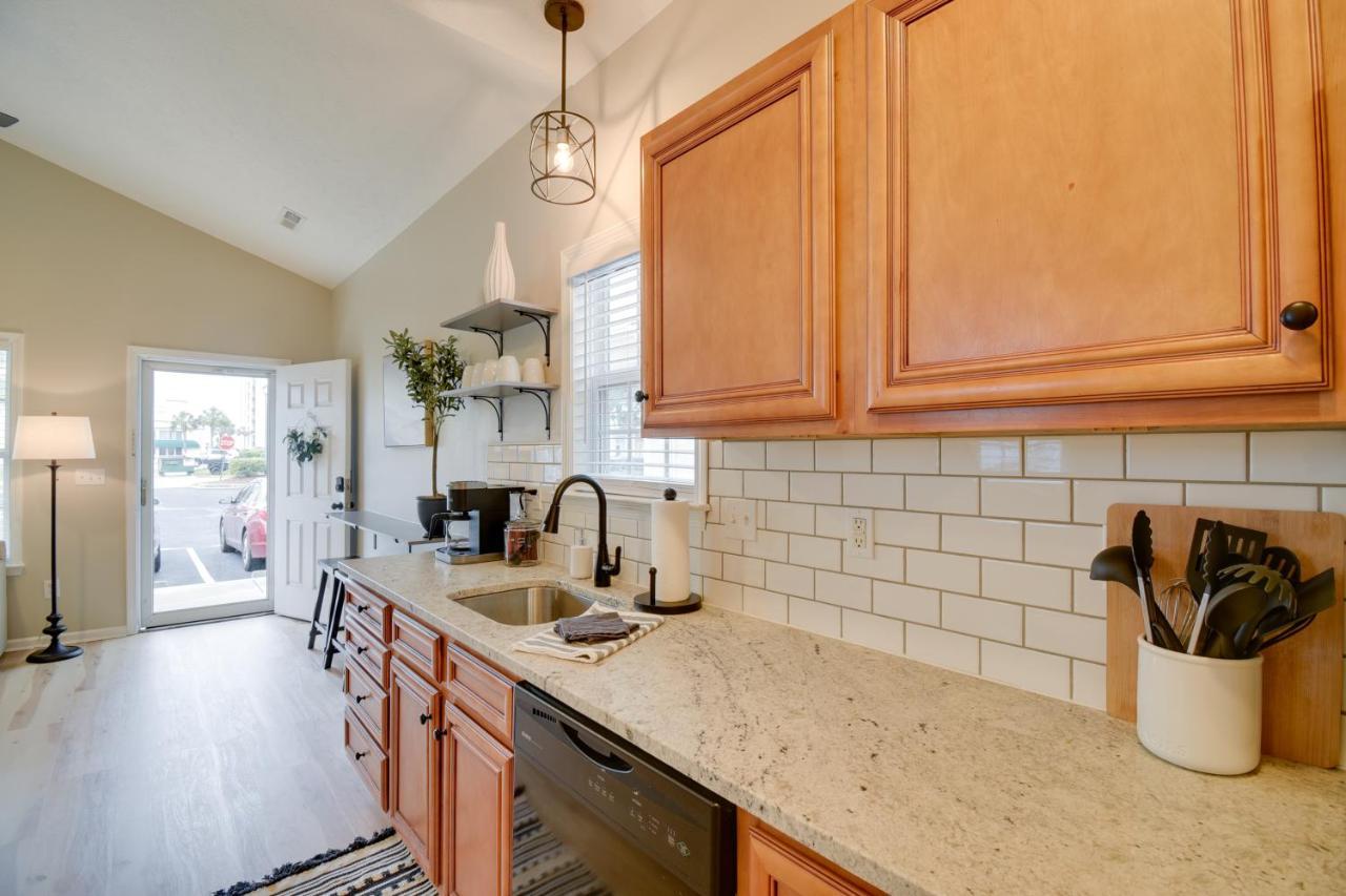 Myrtle Beach Bungalow - Walk To Ocean! Luaran gambar